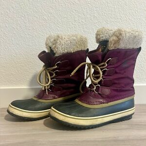 Sorel Women's Winter Carnival Boots - Purple and Black - Size 8